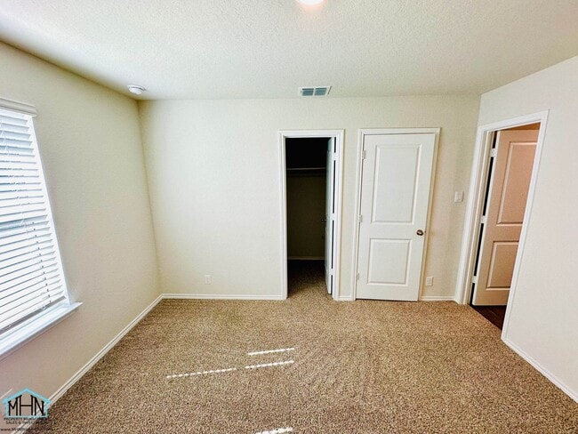 Building Photo - Spacious 4 Bed, 2.5 Bath Two-Story Home, 1,519 Sq. Ft. with Huge Backyard!