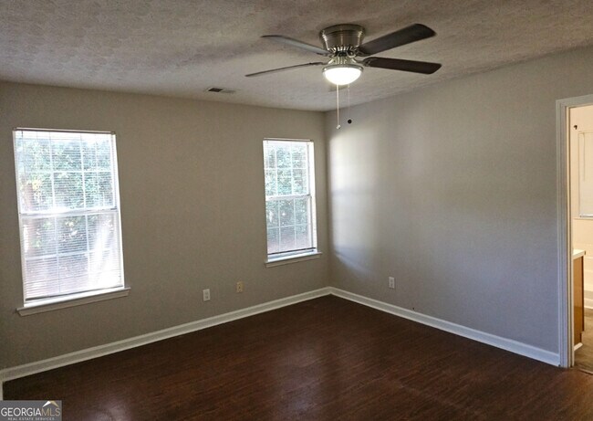 Building Photo - 12205 Cypress Way