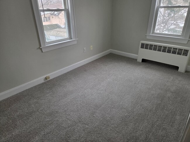 Building Photo - 14 Strafford Pl