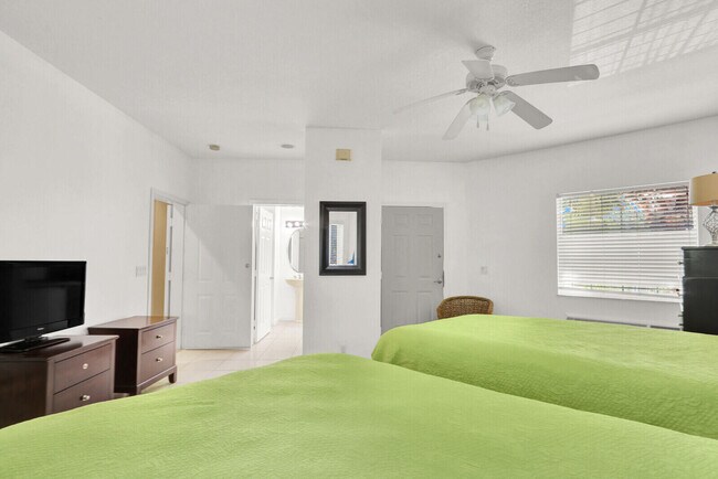 Building Photo - 8020 Carnoustie Pl