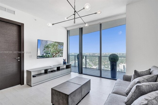 Building Photo - 1000 Brickell Plaza