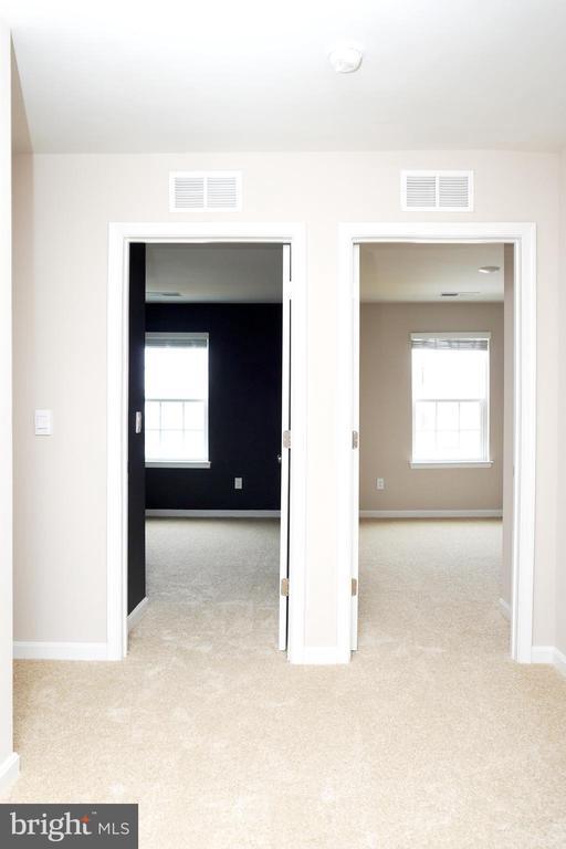 Building Photo - 238 Gumspring Dr