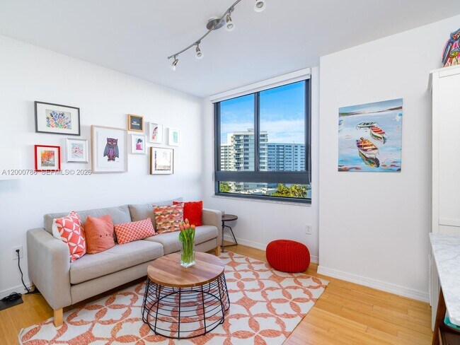 Building Photo - 1330 West Ave