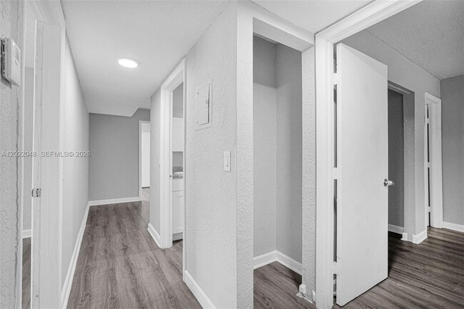 Building Photo - 400 NW 65th Ave