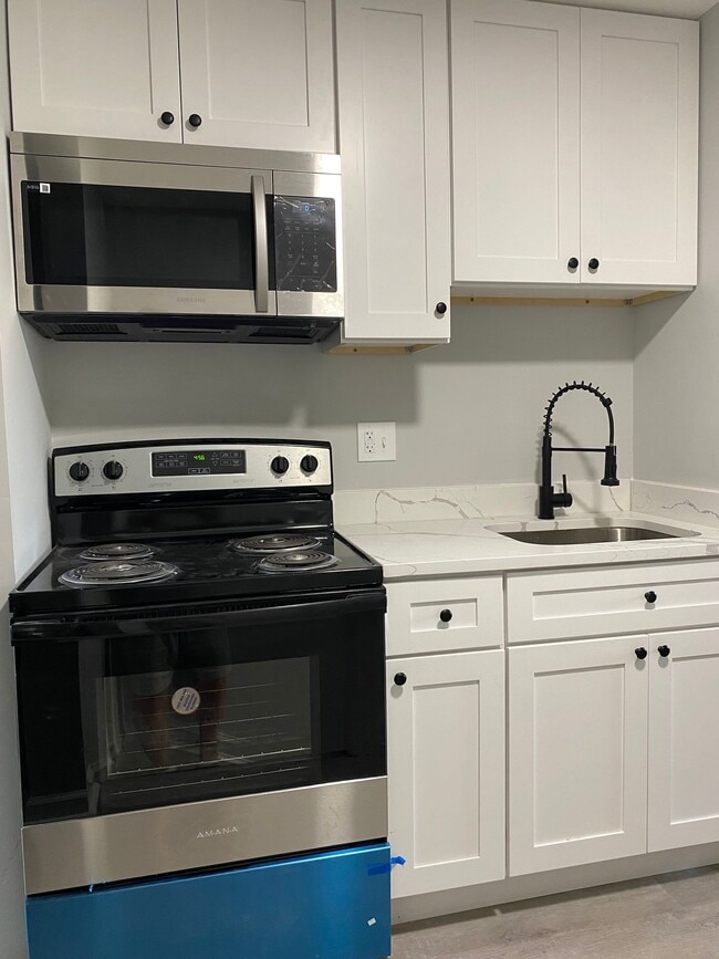 Building Photo - 3009 Federal St