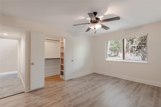 Building Photo - 208 Waters Edge