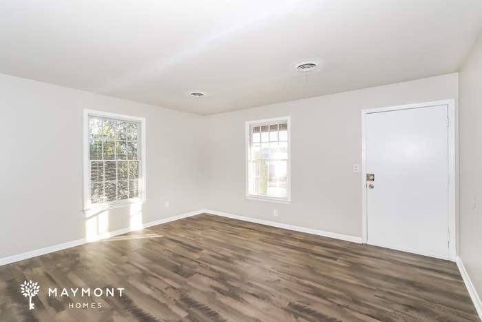 Building Photo - 2807 Glenn Hills Dr