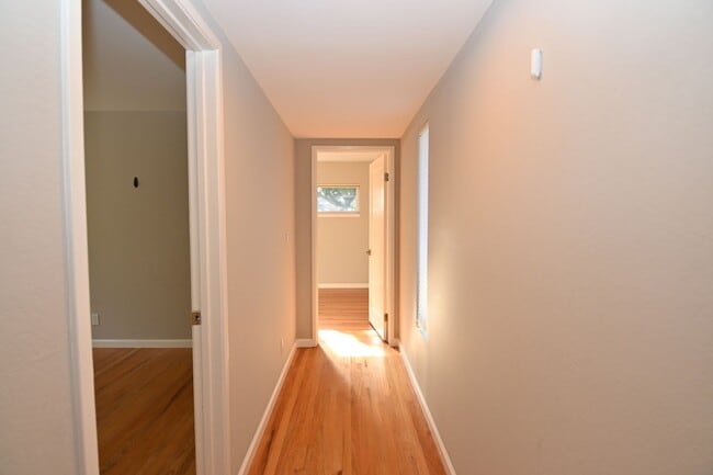 Building Photo - Updated Sunnyvale Beauty, 3/2 with AC