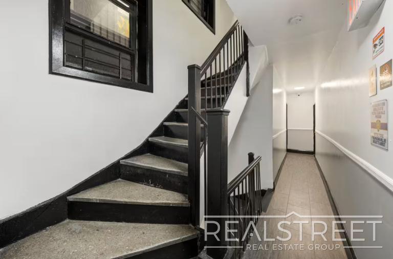 Building Photo - Modern 2BR/2BA in Prime Chinatown | Quick Access to Midtown & Google HQ