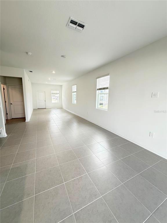 Building Photo - 2747 Skyline Lp