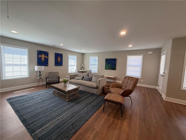 Building Photo - 5956 Moon Dr