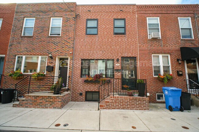 Building Photo - 928 Hoffman St