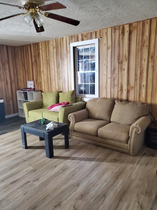 Building Photo - 6677 Penns Chapel Rd