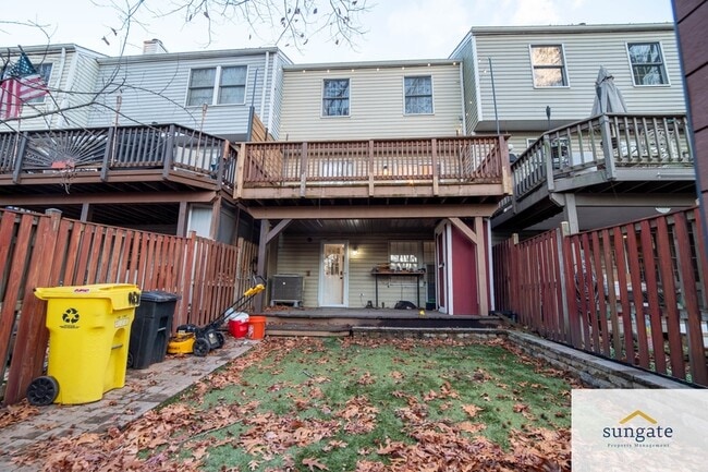 Building Photo - 1016 Arborwood Pl