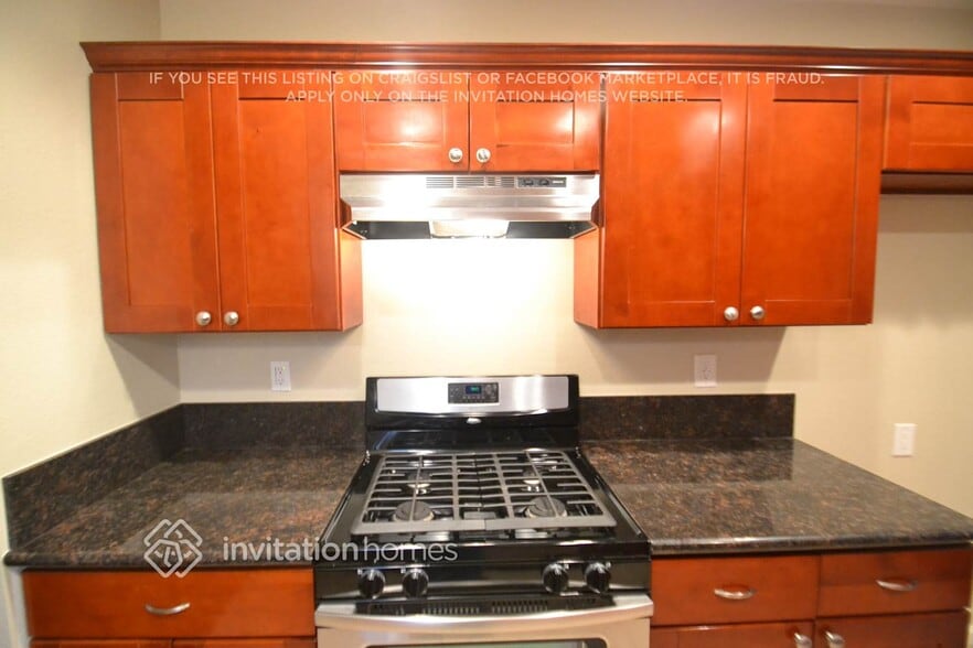 Building Photo - 7116 Linda Vista Dr