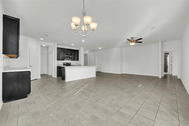 Building Photo - 309 Emerald Creek Dr
