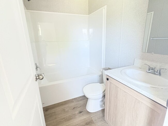 Building Photo - 4538 San Juan Dr S