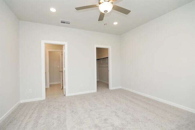 Building Photo - 8462 Sweet Cherry Ln
