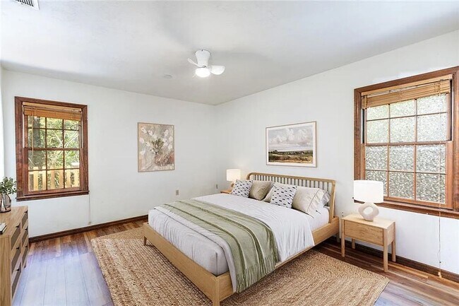 Building Photo - 3/2 : Nestled in the highly desirable Haile Plantation community