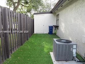 Building Photo - 15207 SW 46th Ln