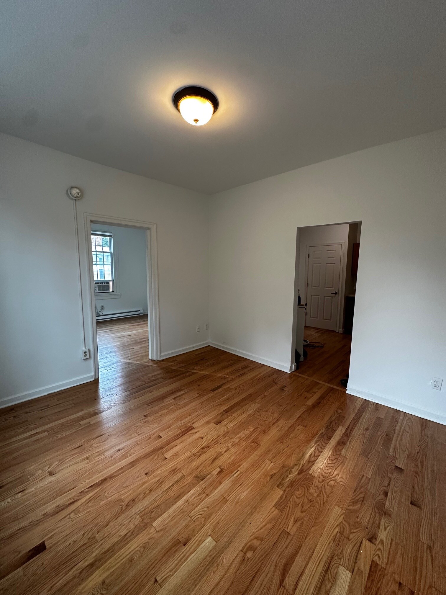 Building Photo - 1226 F St NE