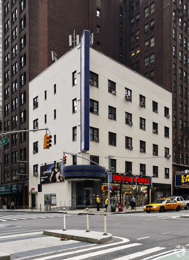 Building Photo - 1691-1695 Broadway