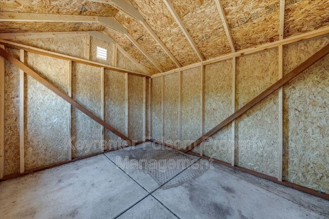 Building Photo - 5800 Deary Way