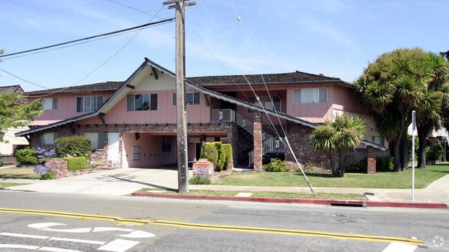 Building Photo - 950 Juana Ave
