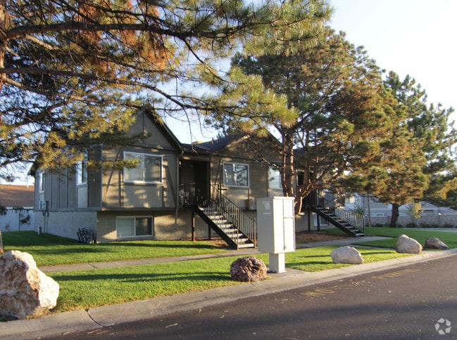 Building Photo - 6660 S 1300 W