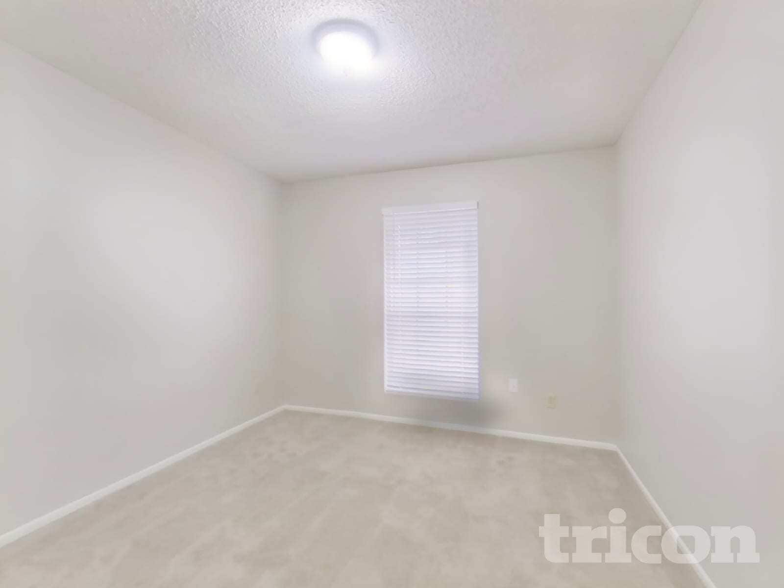 Building Photo - 9607 N 88th Dr
