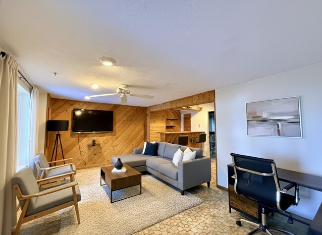 Building Photo - 8152 Mandan Terrace