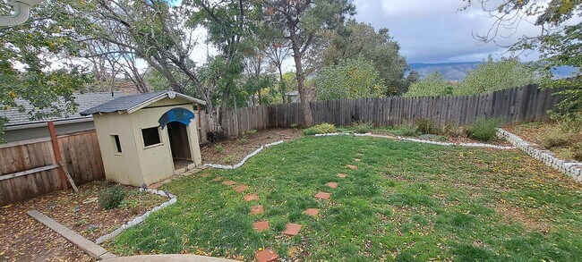 Building Photo - This Solid Build Home is Affordable & Spacious