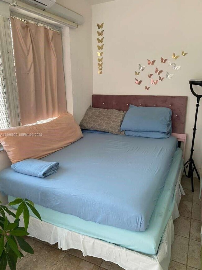 Building Photo - 851 Meridian Ave