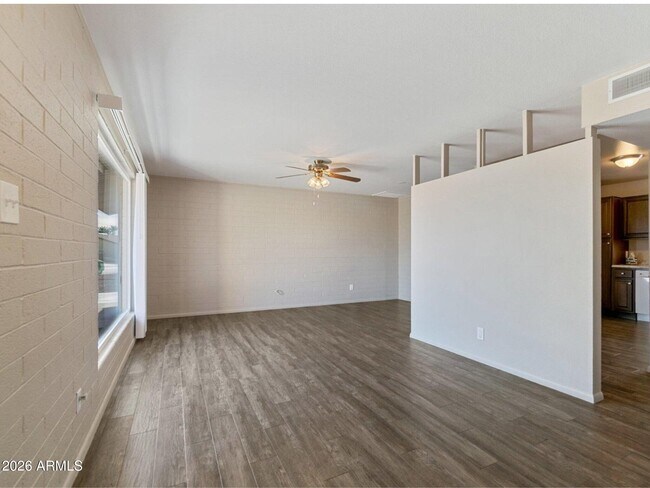 Building Photo - 12020 N Hacienda Dr