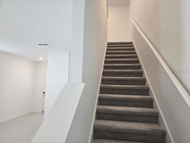 Building Photo - 10135 Trumpet Honeysuckle Wy