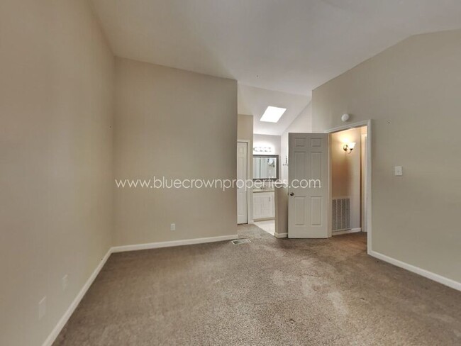 Building Photo - 2903 Harbinger Ln