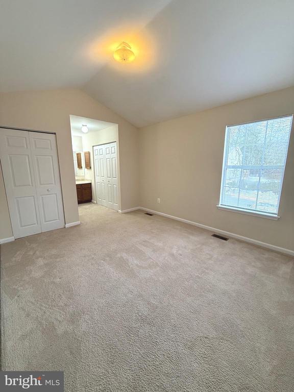 Building Photo - 103 Wind Ridge Dr