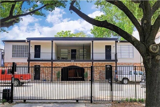 Building Photo - 415 Hawthorne St