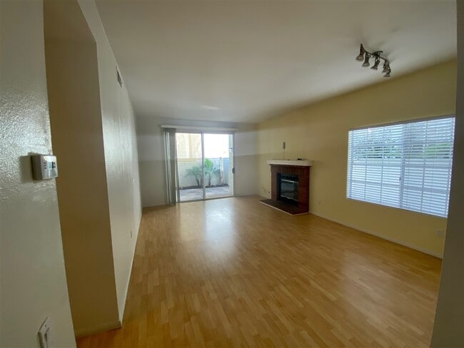 Building Photo - 13581 Tiverton Rd