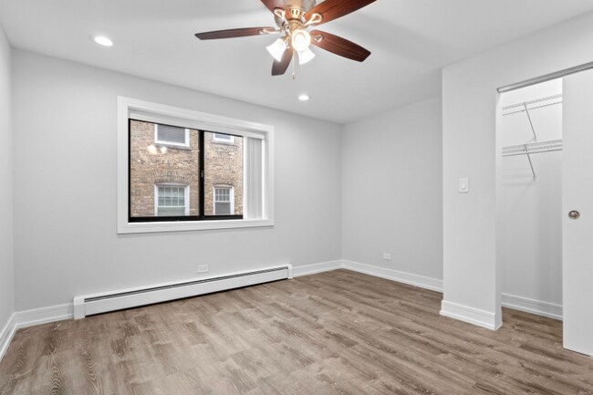 Building Photo - 6029 N Winthrop Ave