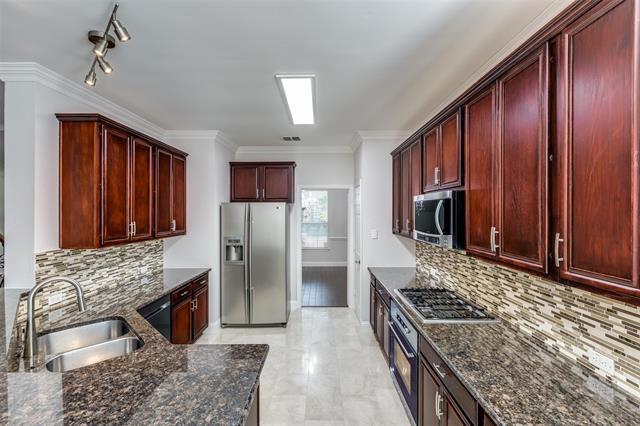 Building Photo - 7526 Greenvalley Ln