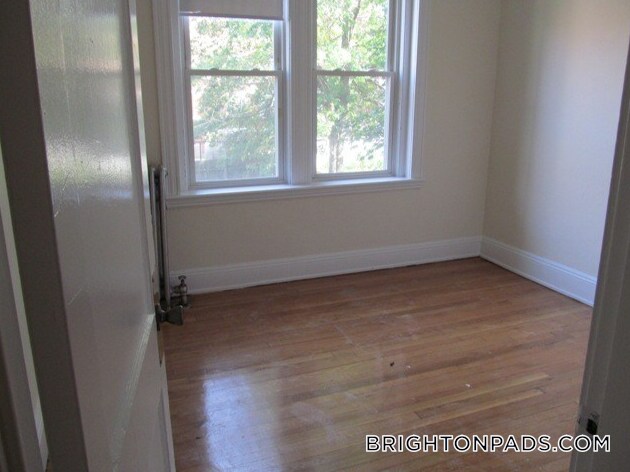 Building Photo - 127 Washington St