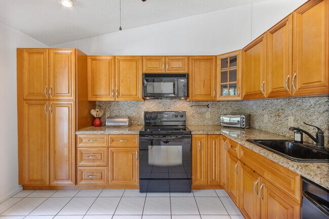 Building Photo - 12950 Dartford Trail