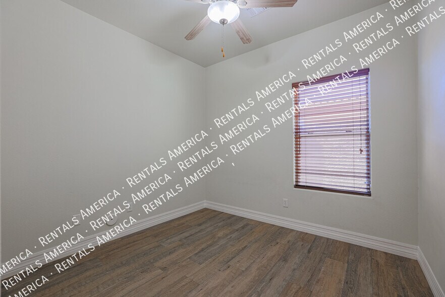 Building Photo - 21821 E Gold Canyon Dr