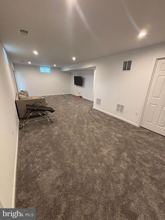 Building Photo - 7706 Colburn Dr