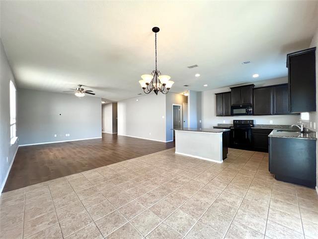 Building Photo - 1004 Bruni Ct