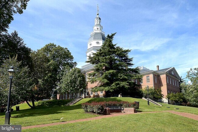 Building Photo - 2155 Scotts Crossing Ct