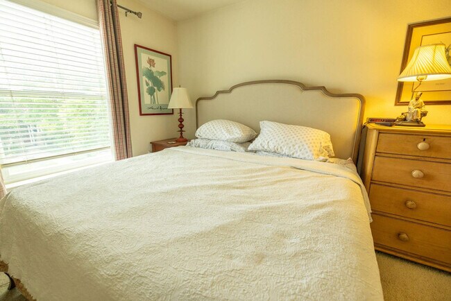 Building Photo - 115 Maybeck St