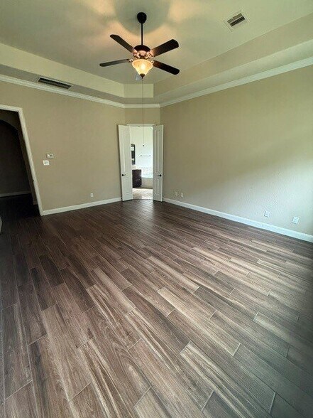 Building Photo - 6838 Adrienne Arbor Dr