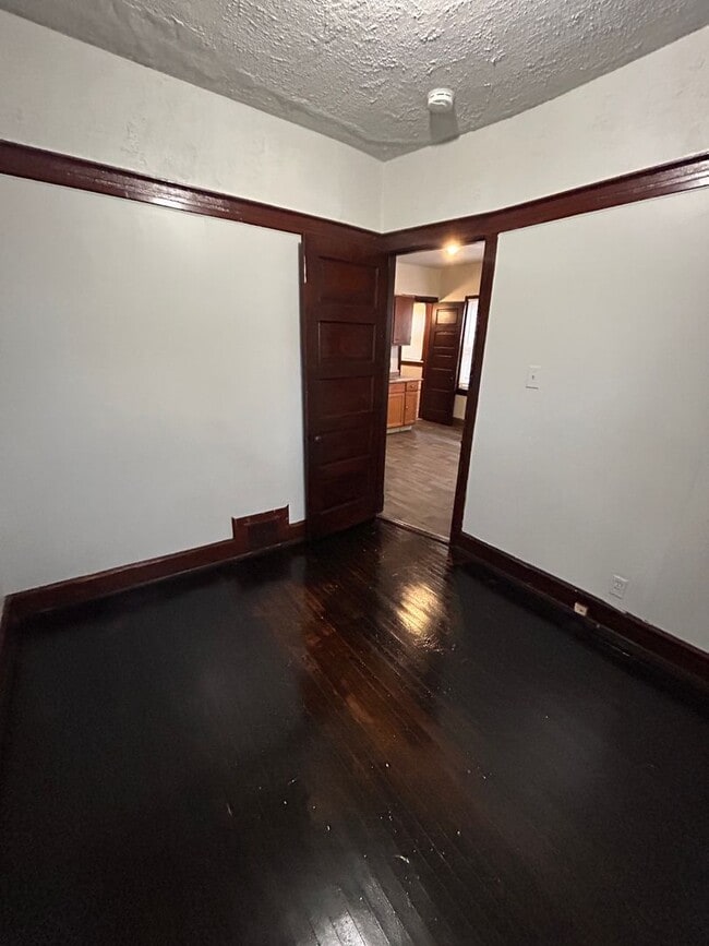 Building Photo - 2621N15thK